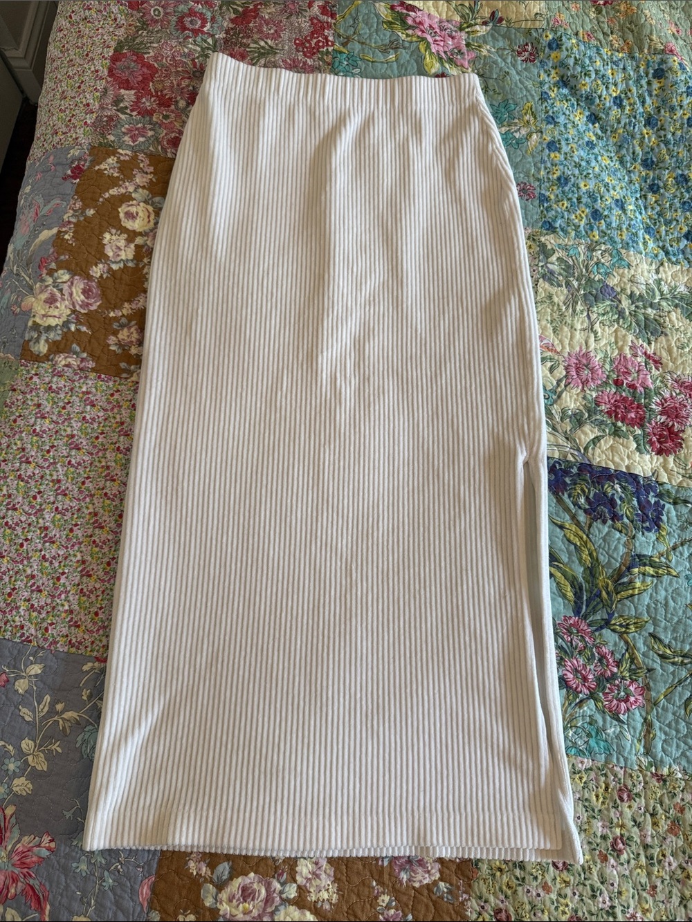 Free People Classic White Ribbed Velvet Midi Pencil Skirt